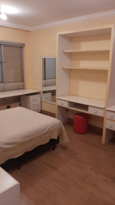 Apartamento com 5 quartos (foto 34 de 47)