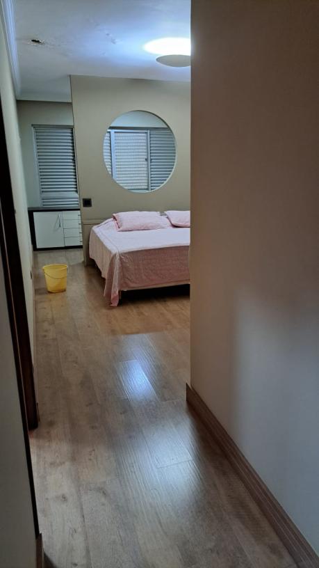 Apartamento com 5 quartos (foto 39 de 47)