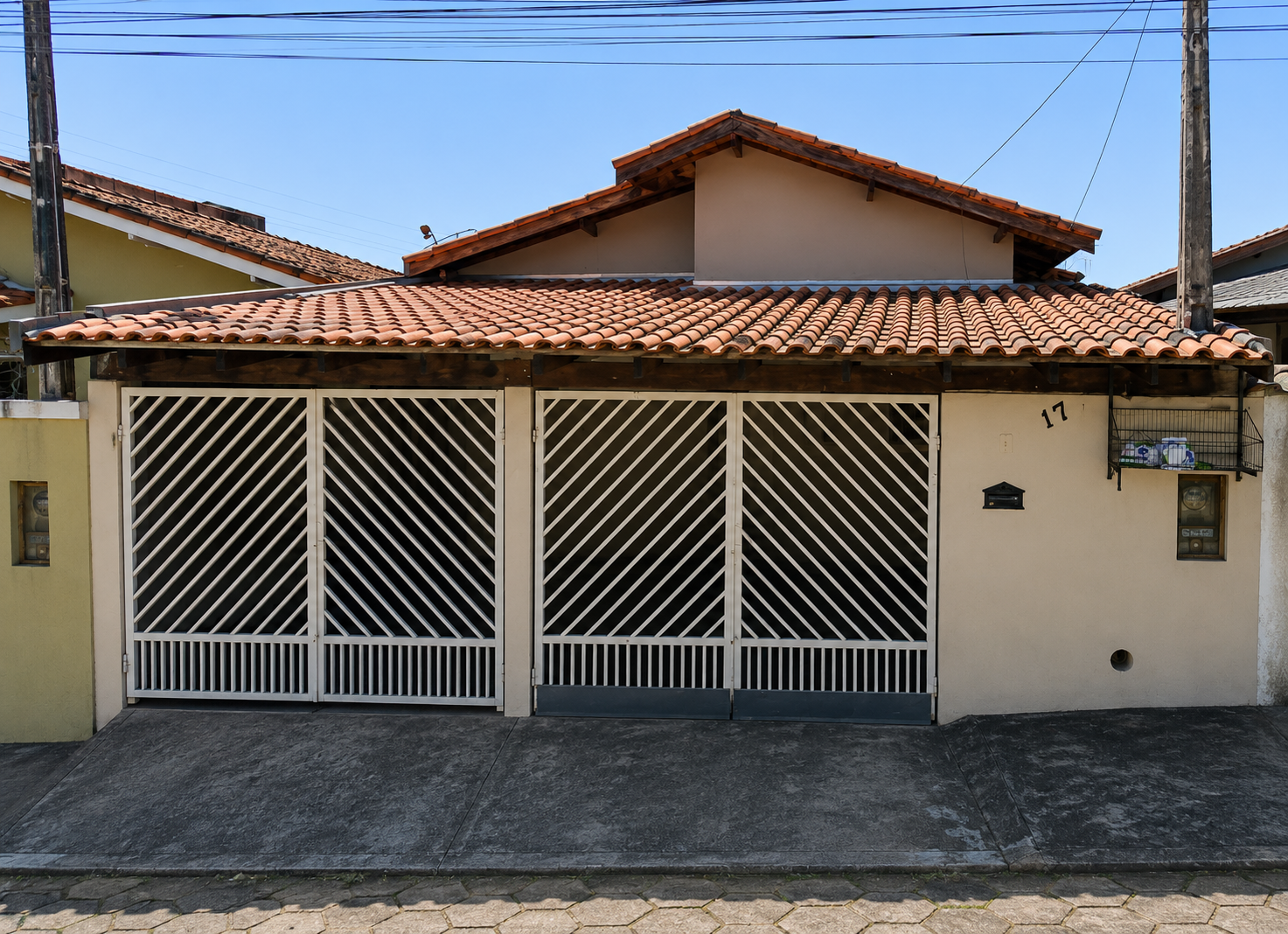 CASA TÉRREA COM 125M² – JARDIM SÃO LUCAS – CERQUEIRA CÉSAR/SP
